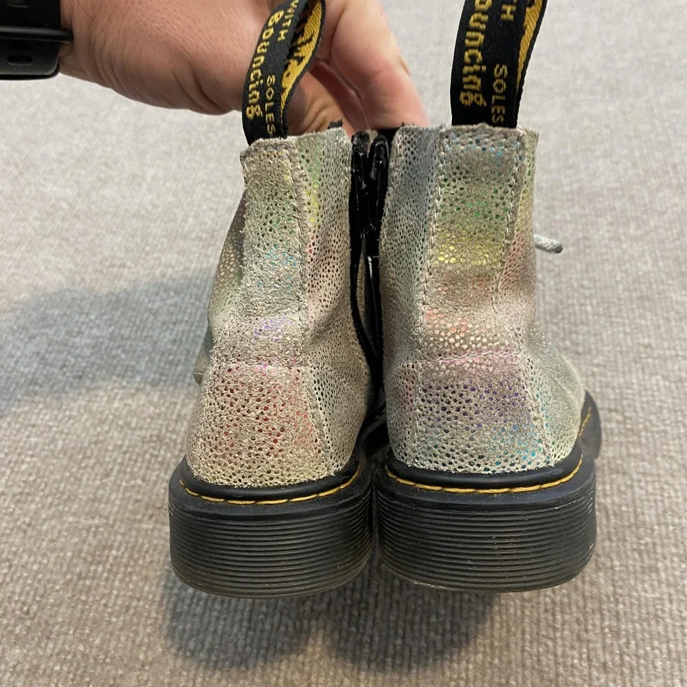 Dr. Martens 1460 Pascal‎ J Boots Kids Size 12 Silver Glitter Rainbow Combat Zip